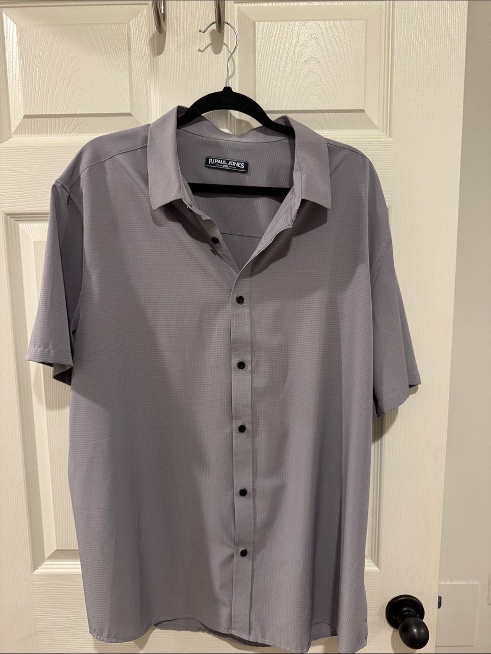 PJ Paul Jones Men's Short Sleeve Button-Down Shirt in Light Gray